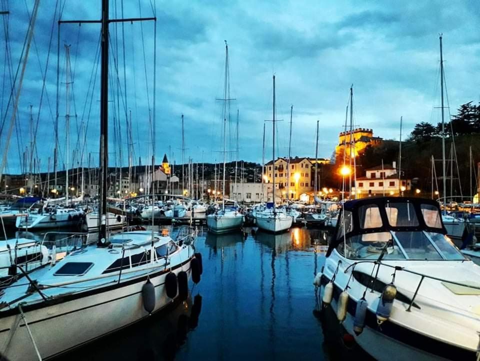 Delizia Lägenhet Ankaran Exteriör bild